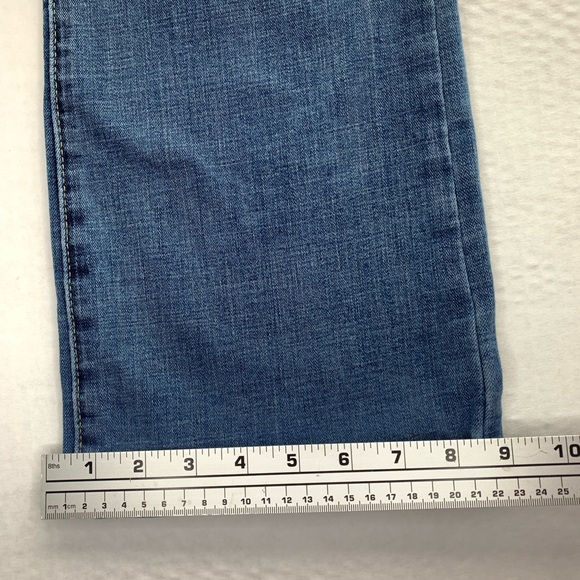 Levi’s Classic Boot Women’s Size 16 Classic Blue Jeans - Picture 9 of 16